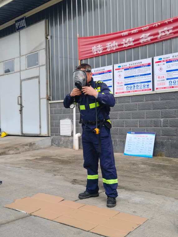 交锋大赛图片3.jpg 交锋大赛图片3.jpg